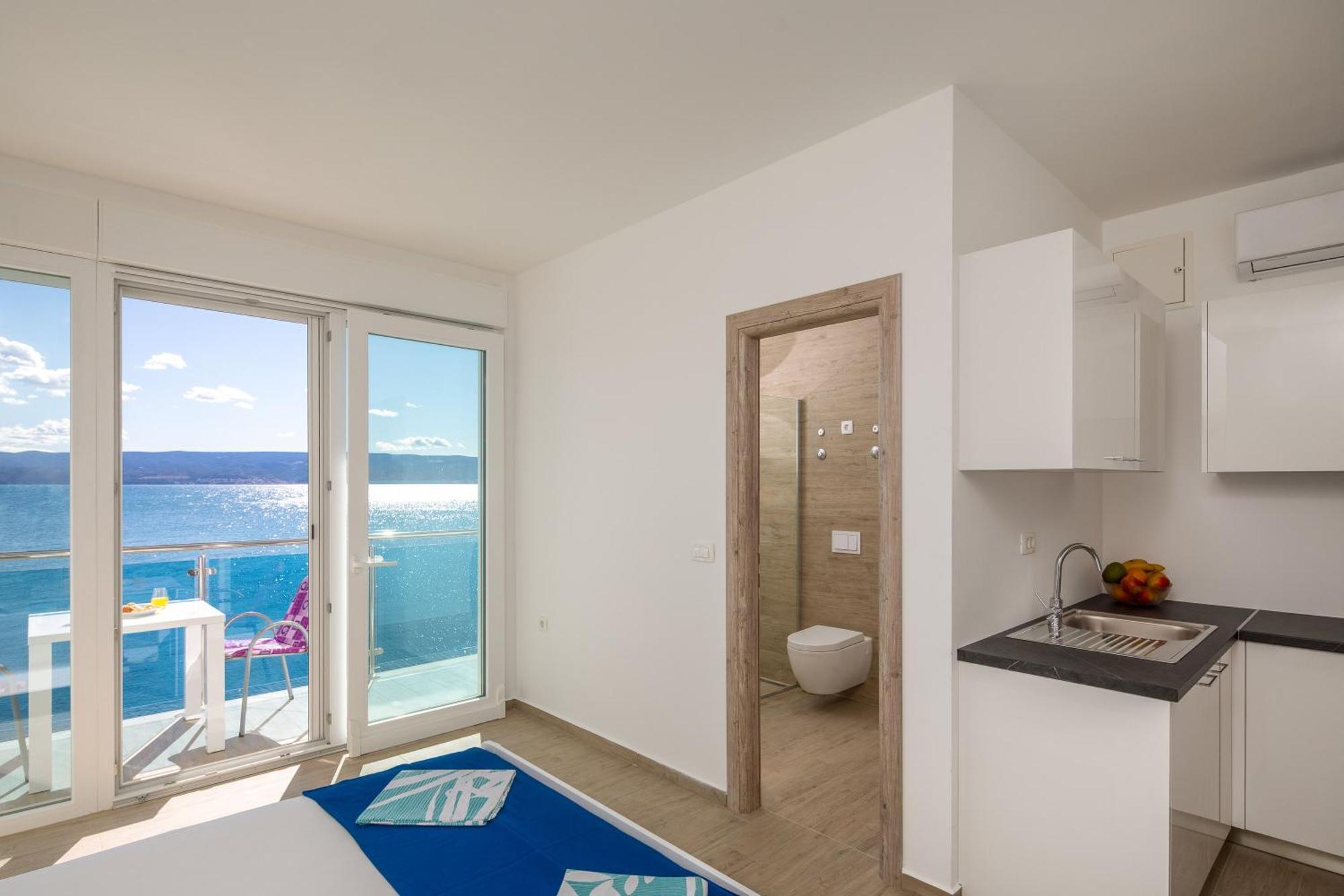 Blue Wonder Apartments Dugi Rat Bagian luar foto